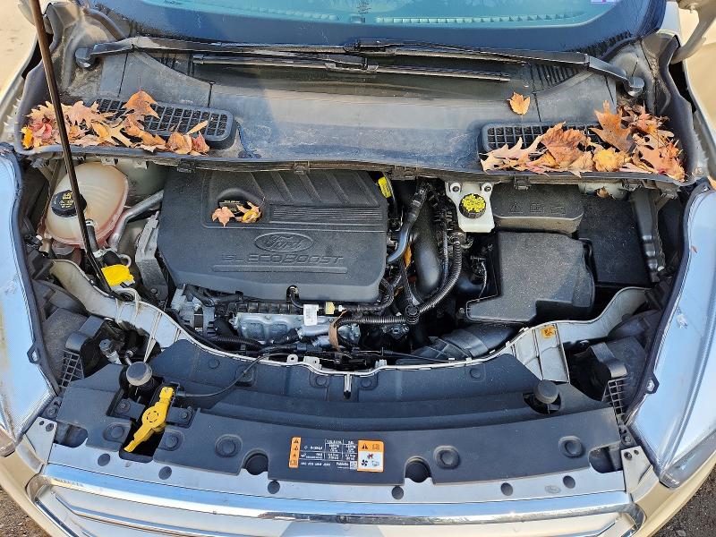 Photo 12 from auction – 2018 FORD ESCAPE SE with VIN 1FMCU9GD5JUD13646