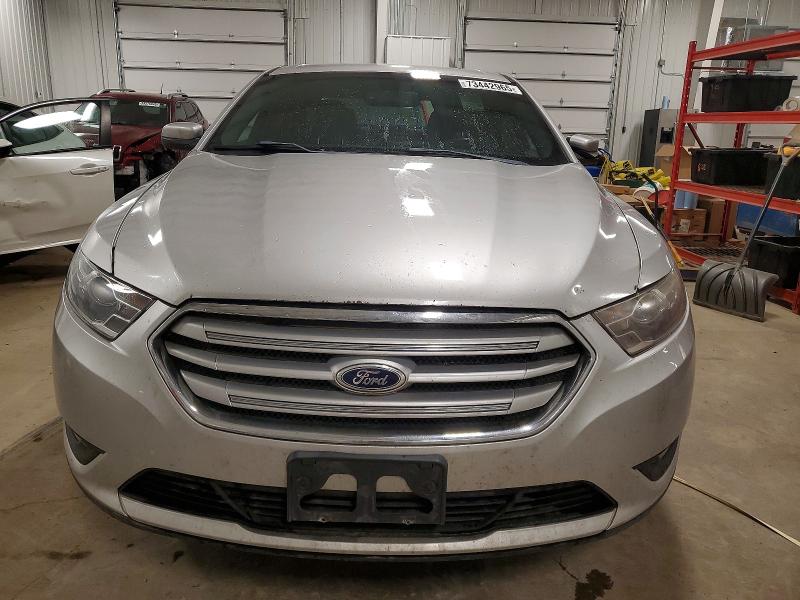 Photo 5 from auction – 2014 FORD TAURUS SEL with VIN 1FAHP2E8XEG152753