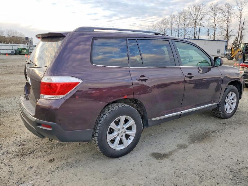 Photo 3 from auction – 2013 TOYOTA HIGHLANDER with VIN 5TDBK3EH6DS205571