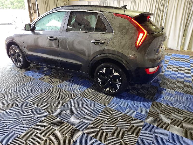 Photo 2 from auction – 2023 KIA NIRO WIND with VIN KNDCR3L10P5027592
