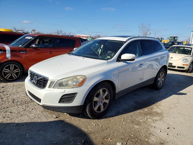 VOLVO XC60 3.2 2012 with VIN YV4952DZ9C2258083 - Photo from auction