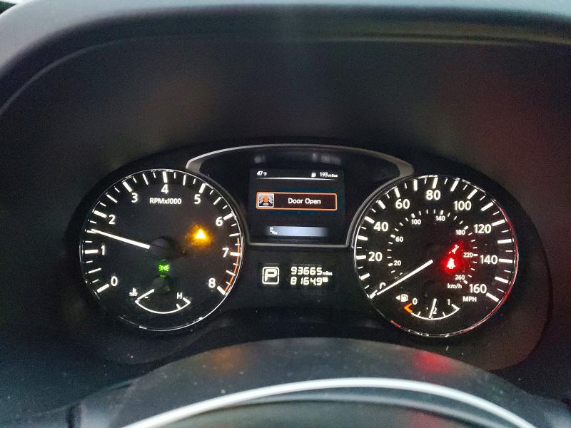 Photo 9 from auction – 2015 NISSAN PATHFINDER with VIN 5N1AR2MN8FC626166