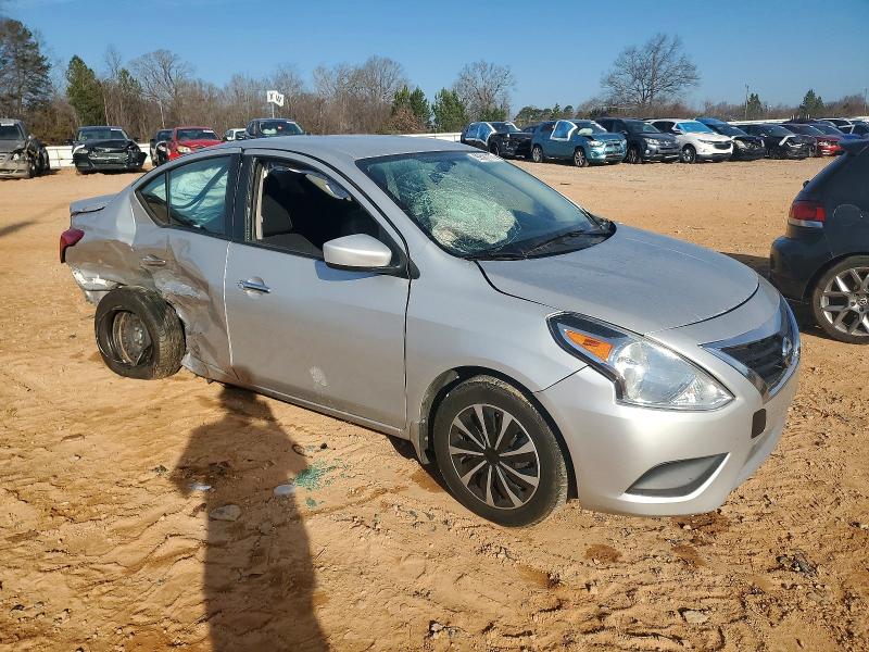 Photo 4 from auction – 2015 NISSAN VERSA S with VIN 3N1CN7AP8FL937809