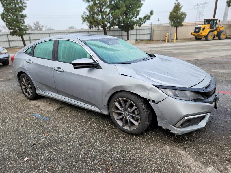 Photo 4 from auction – 2019 HONDA CIVIC with VIN 19XFC1F30KE203182