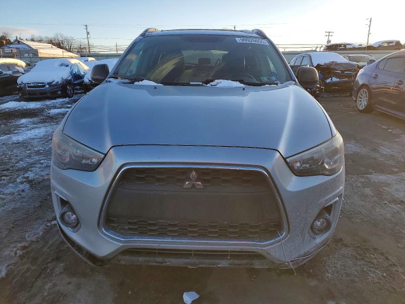 Photo 5 from auction – 2013 MITSUBISHI OUTLANDER with VIN 4A4AR5AU0DE016466