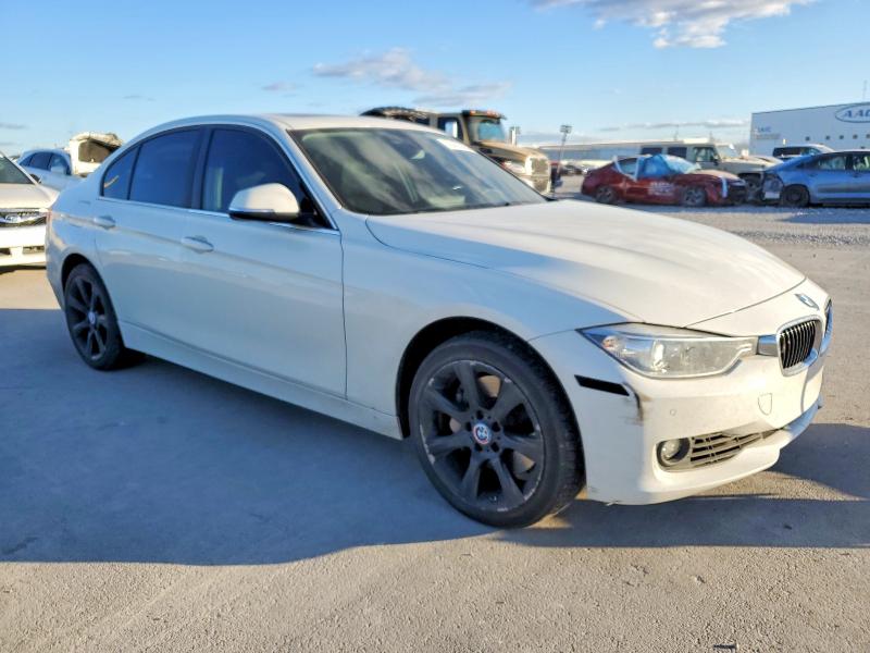 Photo 4 from auction – 2015 BMW 335 XI with VIN WBA3B9C54FF589236
