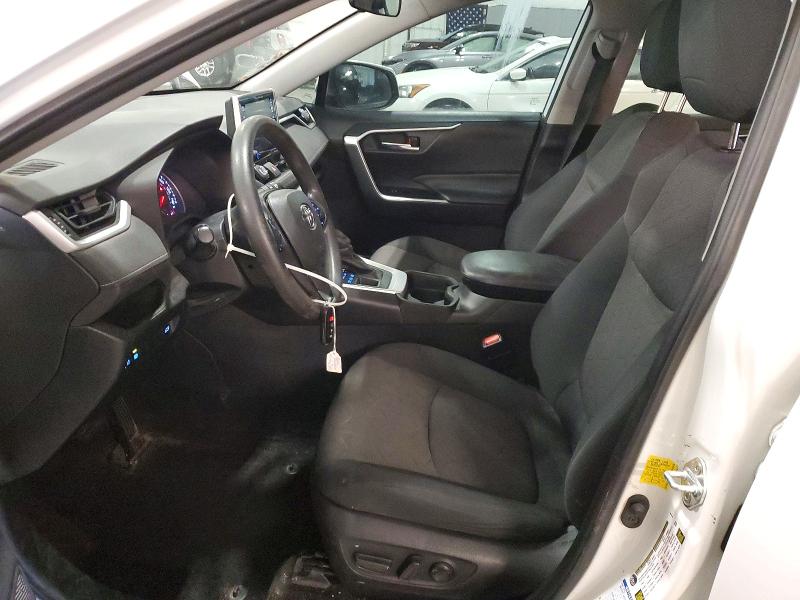 Photo 7 from auction – 2019 TOYOTA RAV4 XLE with VIN 2T3P1RFV1KC036685