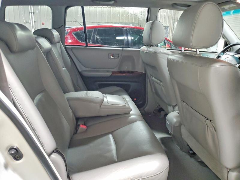 Photo 10 from auction – 2005 TOYOTA HIGHLANDER with VIN JTEEP21A550113370