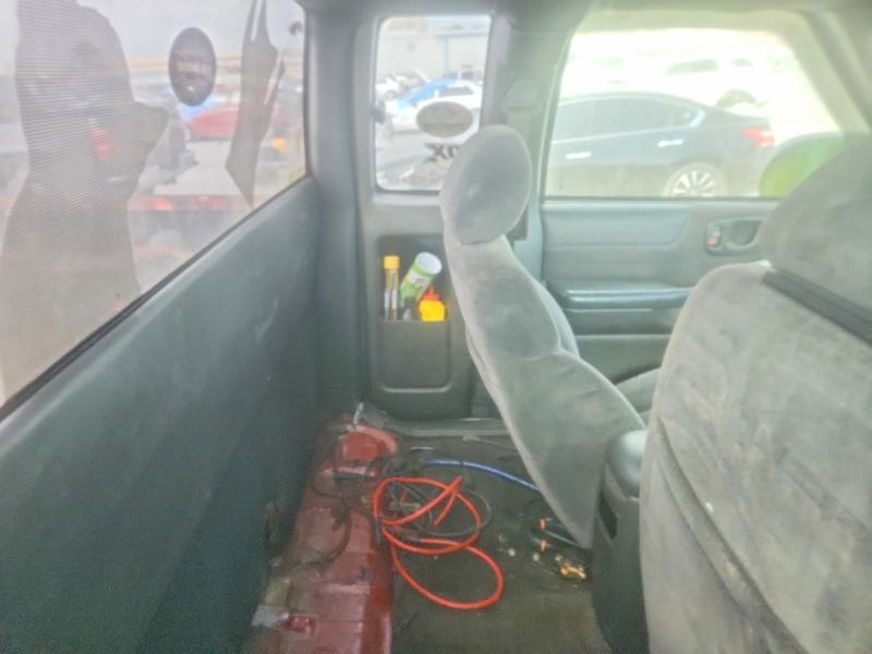 صورة رقم 10 من المزاد - 2003 GMC SONOMA مع VIN 1GTCS19X938226430