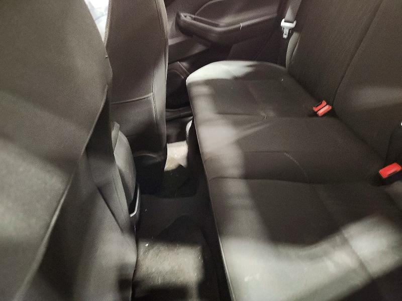 Photo 10 from auction – 2018 FORD FOCUS SE with VIN 1FADP3FE0JL201338