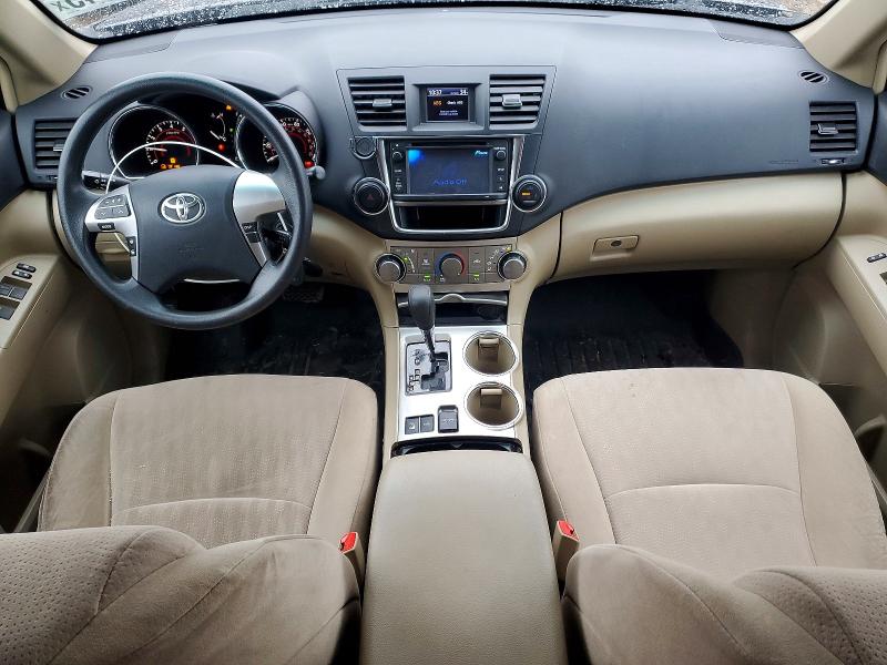 Photo 8 from auction – 2013 TOYOTA HIGHLANDER with VIN 5TDBK3EH6DS204730