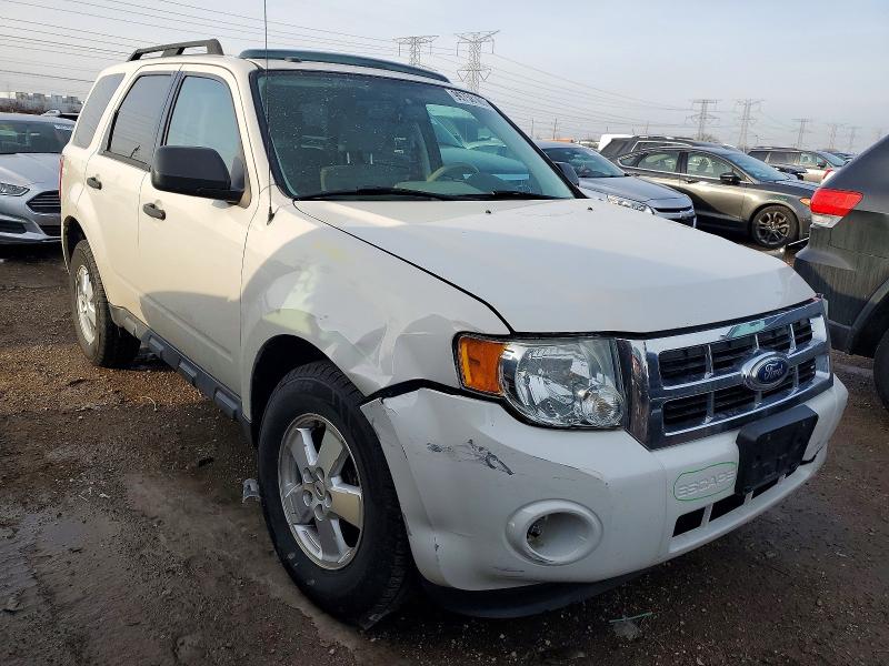 Photo 4 from auction – 2011 FORD ESCAPE with VIN 1FMCU0D76BKB22602
