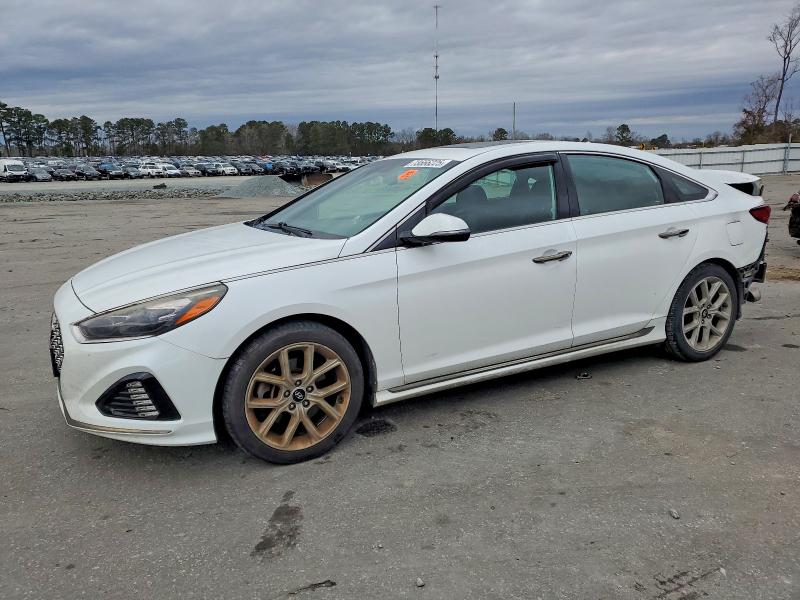 Photo 1 from auction – 2018 HYUNDAI SONATA SPO with VIN 5NPE34AB3JH675222