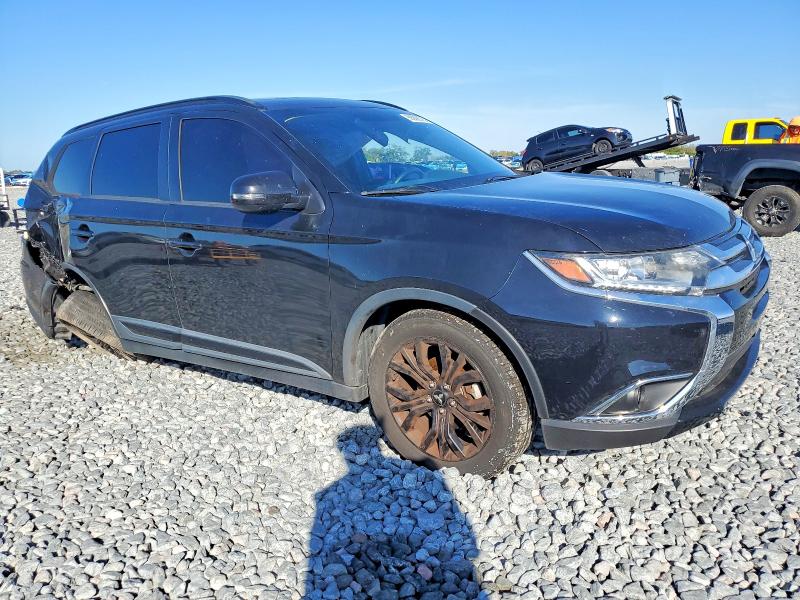 Photo 4 from auction – 2018 MITSUBISHI OUTLANDER with VIN JA4AD3A35JZ027561