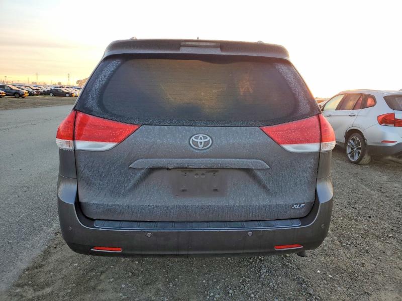 Photo 6 from auction – 2012 TOYOTA SIENNA with VIN 5TDYK3DC4CS242472