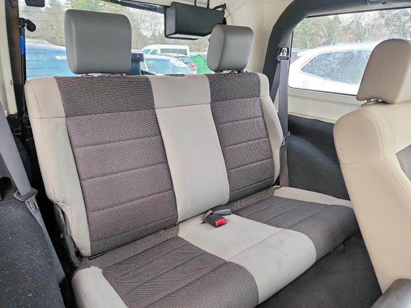 Photo 11 from auction – 2009 JEEP WRANGLER X with VIN 1J4FA24169L721323