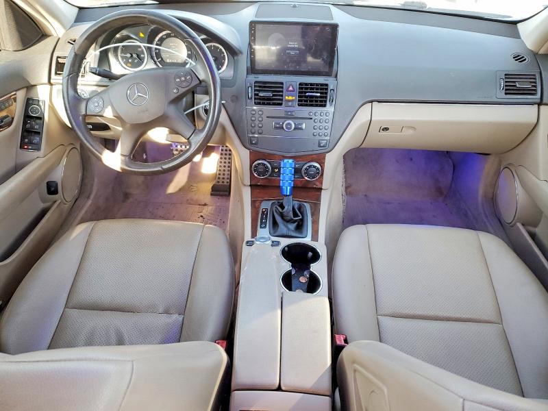 Photo 8 from auction – 2010 MERCEDES-BENZ C 300 4MAT with VIN WDDGF8BB4AR123863