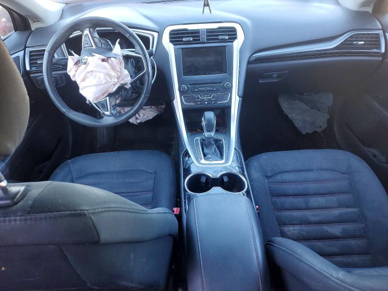Photo 8 from auction – 2016 FORD FUSION SE with VIN 3FA6P0H70GR397300