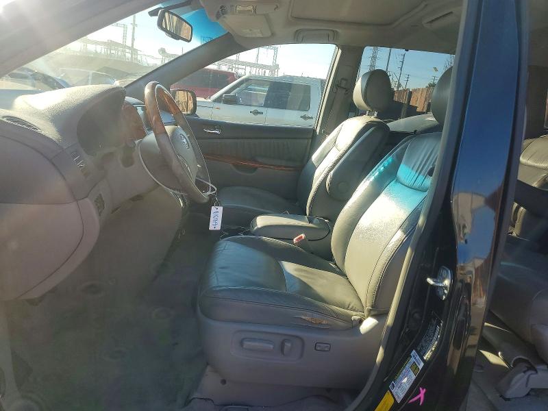 Photo 7 from auction – 2008 TOYOTA SIENNA XLE with VIN 5TDBK22C38S016045