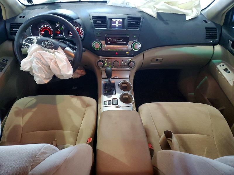 Photo 8 from auction – 2011 TOYOTA HIGHLANDER with VIN 5TDBK3EH5BS048659