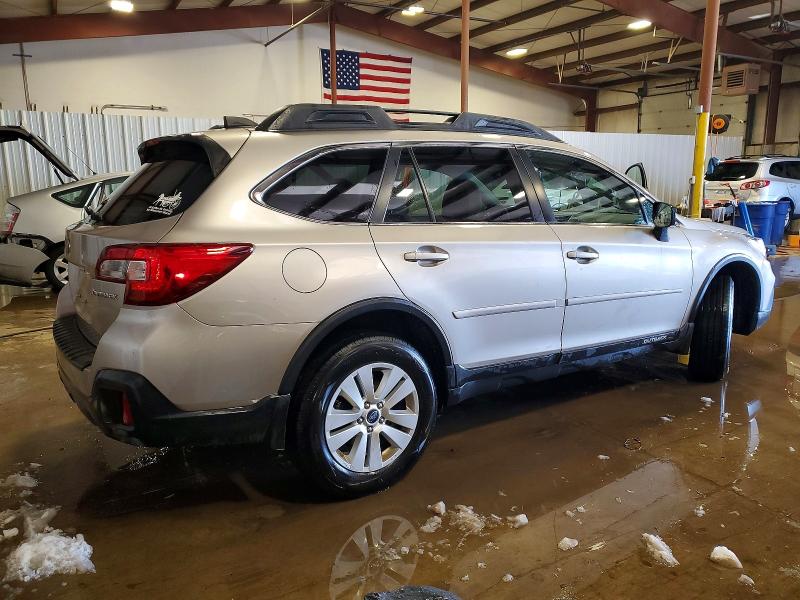 Photo 3 from auction – 2018 SUBARU OUTBACK 2. with VIN 4S4BSACC1J3241978
