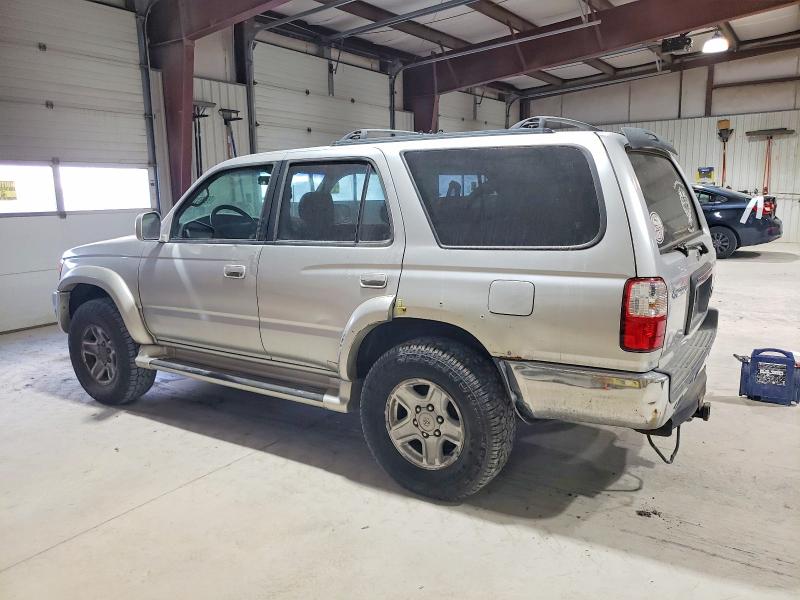 Photo 2 from auction – 2001 TOYOTA 4RUNNER SR with VIN JT3HN86R510356183