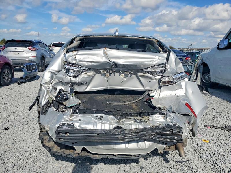 Photo 6 from auction – 2022 TOYOTA COROLLA with VIN 5YFEPMAE6NP367937
