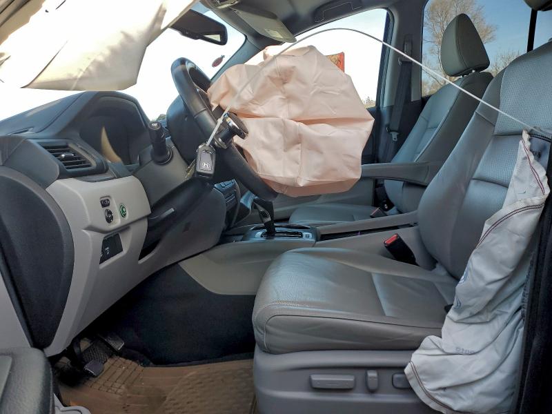 Photo 7 from auction – 2019 HONDA RIDGELINE with VIN 5FPYK3F6XKB032699