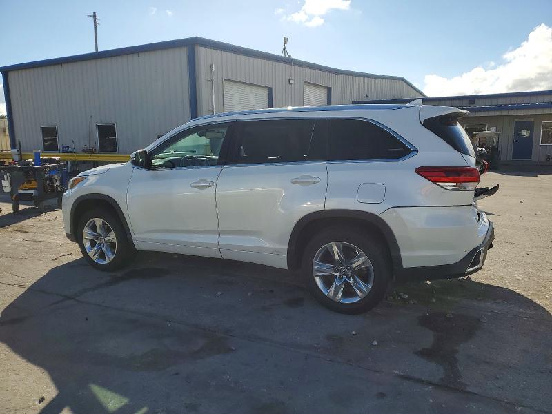 Photo 2 from auction – 2018 TOYOTA HIGHLANDER with VIN 5TDYZRFH5JS286209