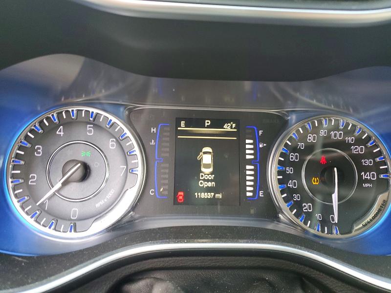 Photo 9 from auction – 2016 CHRYSLER 200 LIMITE with VIN 1C3CCCAB7GN192573