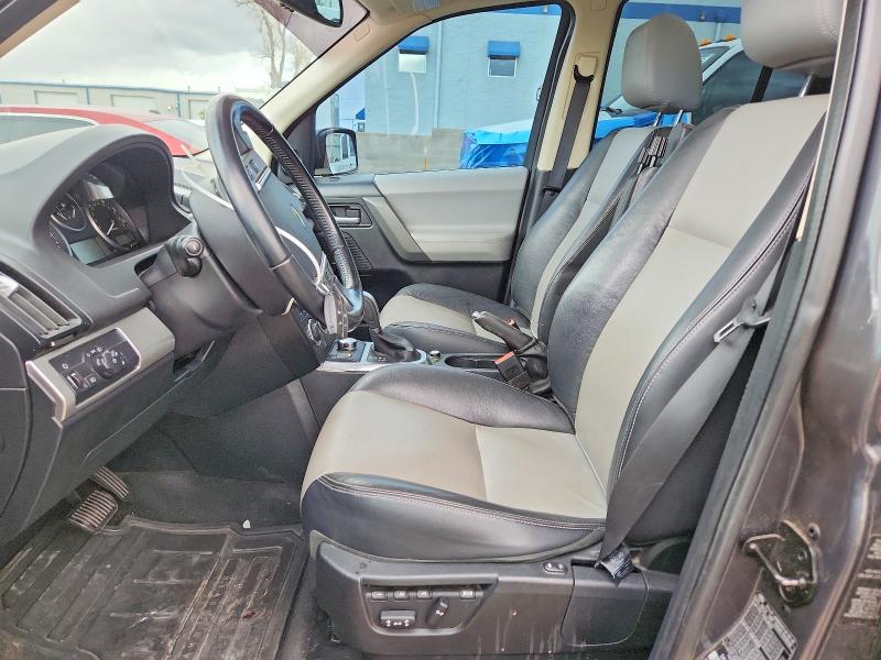 Photo 7 from auction – 2010 LAND ROVER LR2 with VIN SALFP2BN0AH213245