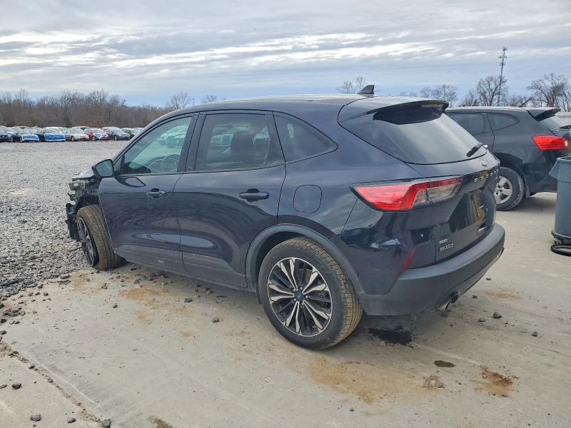 Photo 2 from auction – 2021 FORD ESCAPE SE with VIN 1FMCU0G60MUB14988