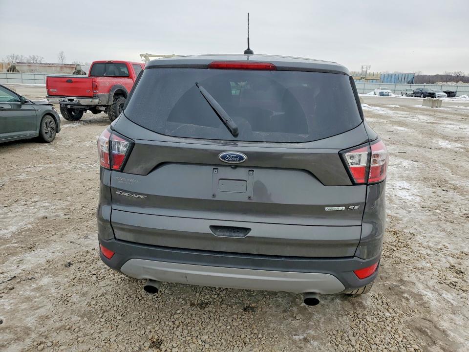 Photo 6 from auction – 2017 FORD ESCAPE with VIN 1FMCU0GD6HUD65132