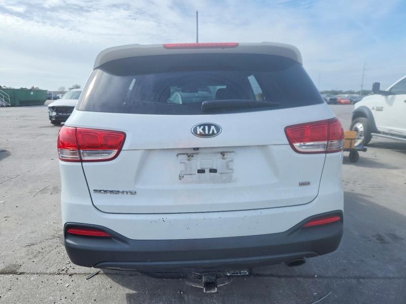 Photo 6 from auction – 2016 KIA SORENTO LX with VIN 5XYPG4A31GG090936