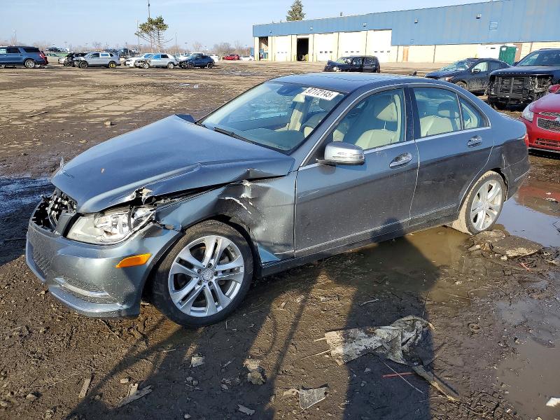 MERCEDES-BENZ C 2012 with VIN WDDGF8BB7CF921715 - Photo from auction