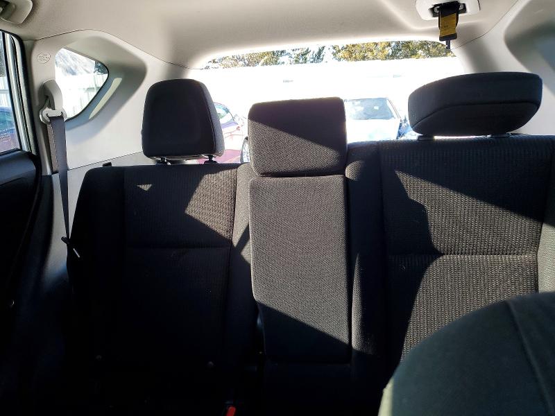 Photo 10 from auction – 2017 TOYOTA RAV4 LE with VIN JTMBFREV5HJ157917