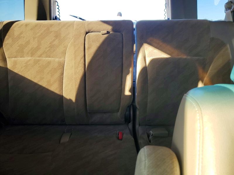 Photo 10 from auction – 2004 HONDA CR-V EX with VIN JHLRD788X4C045453