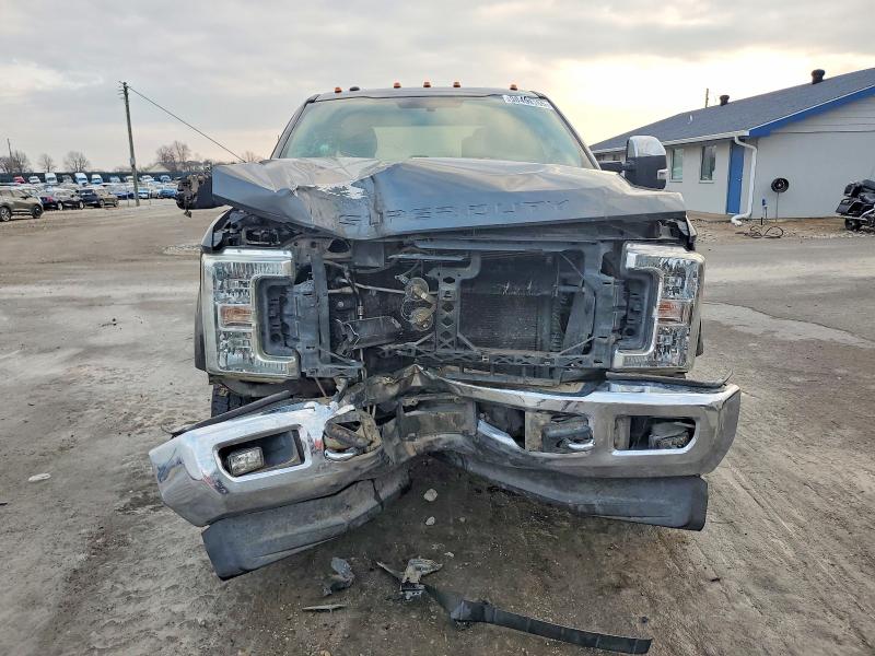 Photo 5 from auction – 2017 FORD F250 with VIN 1FT7W2B64HEC90042