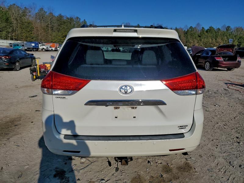 Photo 6 from auction – 2012 TOYOTA SIENNA XLE with VIN 5TDDK3DC2CS044133