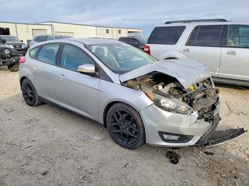 Photo 4 from auction – 2016 FORD FOCUS SE with VIN 1FADP3K2XGL286211