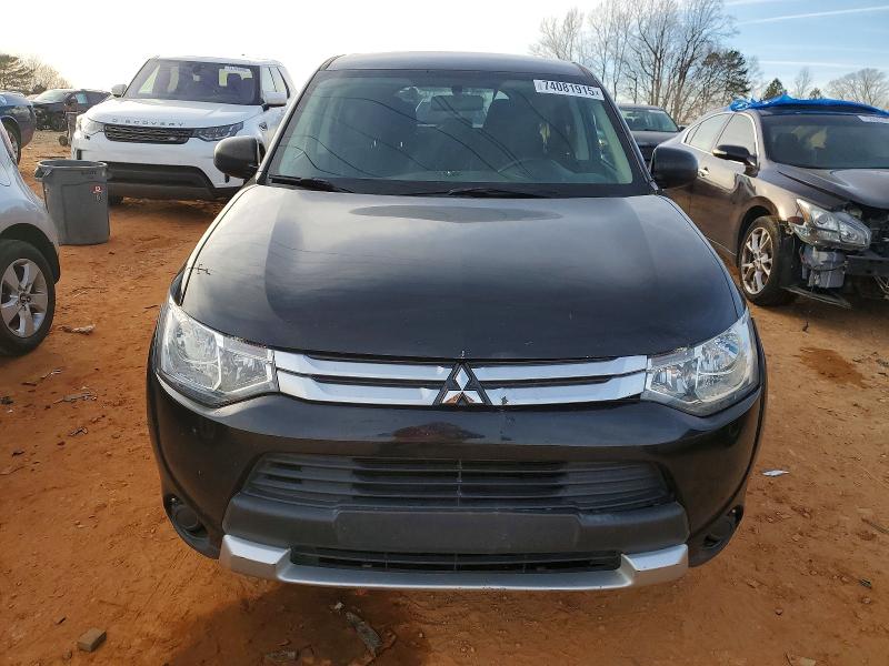Photo 5 from auction – 2015 MITSUBISHI OUTLANDER with VIN JA4AD2A33FZ006421