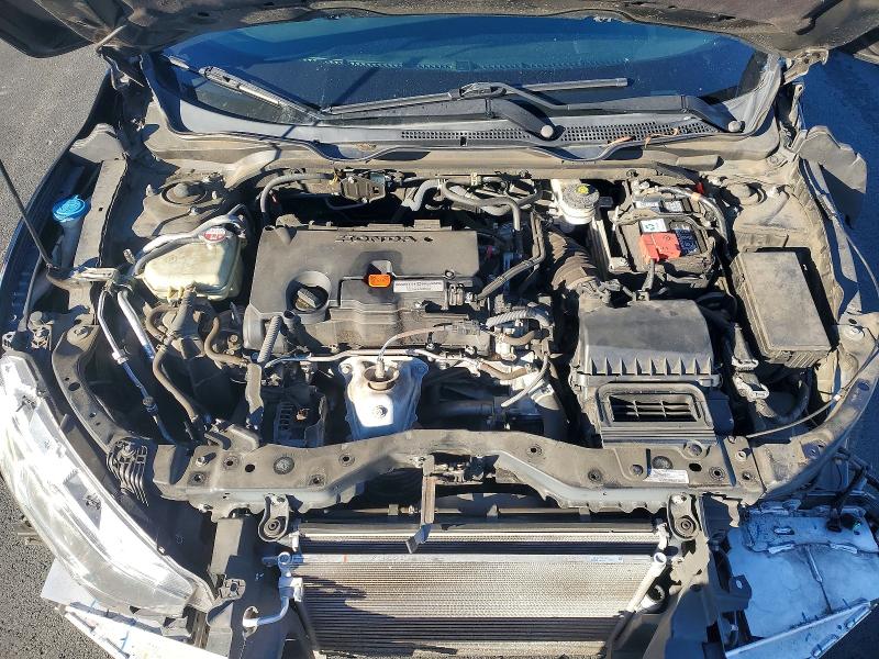 Photo 11 from auction – 2017 HONDA CIVIC LX with VIN 19XFC2F58HE222501