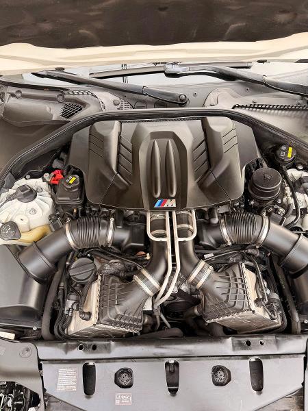 Photo 7 from auction – 2017 BMW M6 GRAN CO with VIN WBS6E9C54HG437454