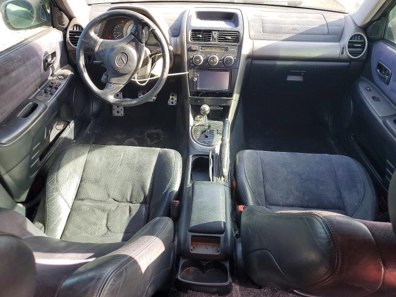 Photo 8 from auction – 2001 LEXUS IS 300 with VIN JTHBD182710032601