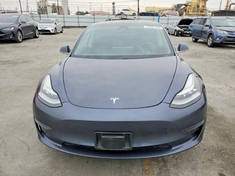 Photo 5 from auction – 2020 TESLA MODEL 3 with VIN 5YJ3E1EA1LF590849