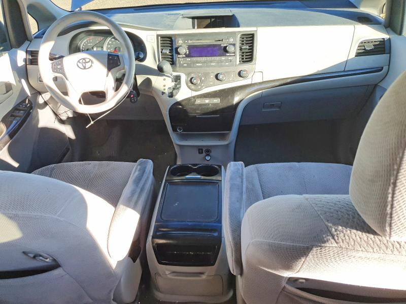 Photo 8 from auction – 2012 TOYOTA SIENNA LE with VIN 5TDJK3DCXCS047672