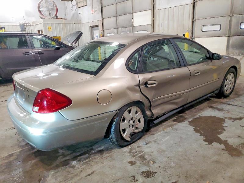 Photo 3 from auction – 2004 FORD TAURUS LX with VIN 1FAFP52U84G124331