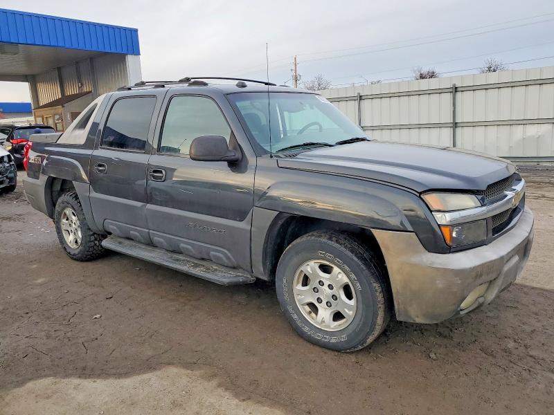 Photo 4 from auction – 2004 CHEVROLET AVALANCHE with VIN 3GNEC12T44G139096