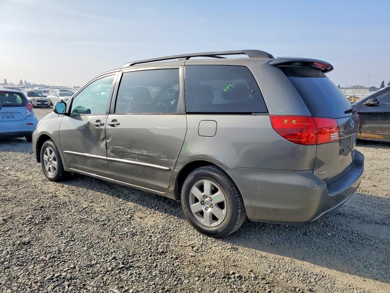Photo 2 from auction – 2004 TOYOTA SIENNA XLE with VIN 5TDZA22CX4S076058