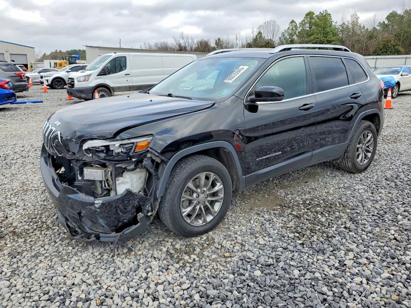 JEEP CHEROKEE 2019 with VIN 1C4PJMLBXKD447074 - Photo from auction
